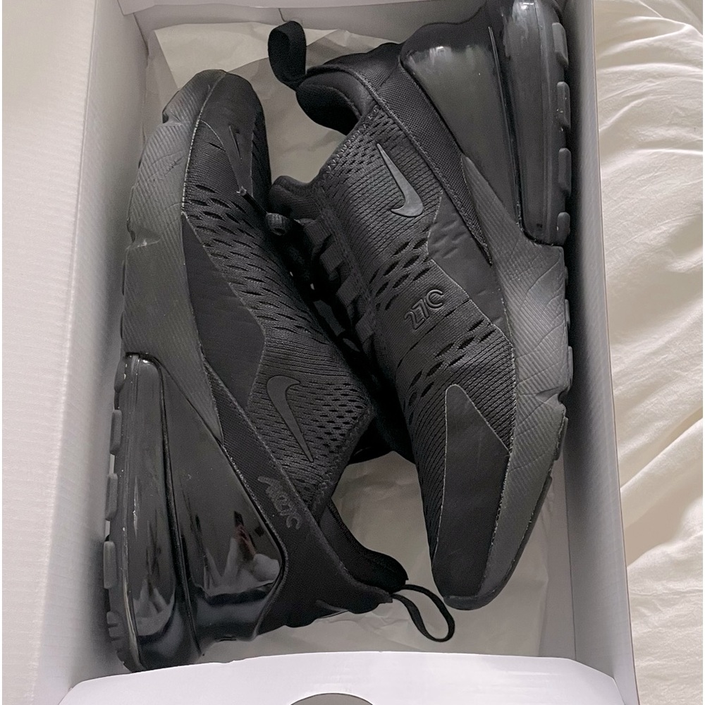 Womens Nike Airmax 270's